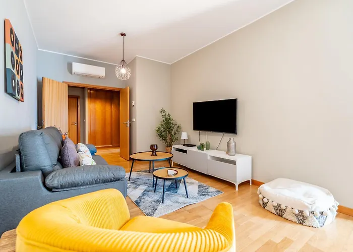 Marina 4b 1d By Rs *