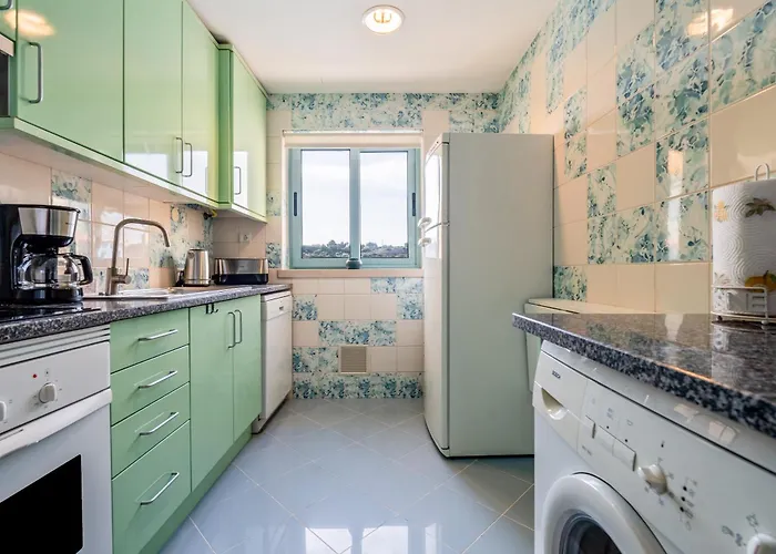 Marina 4b 1d By Rs Lägenhet